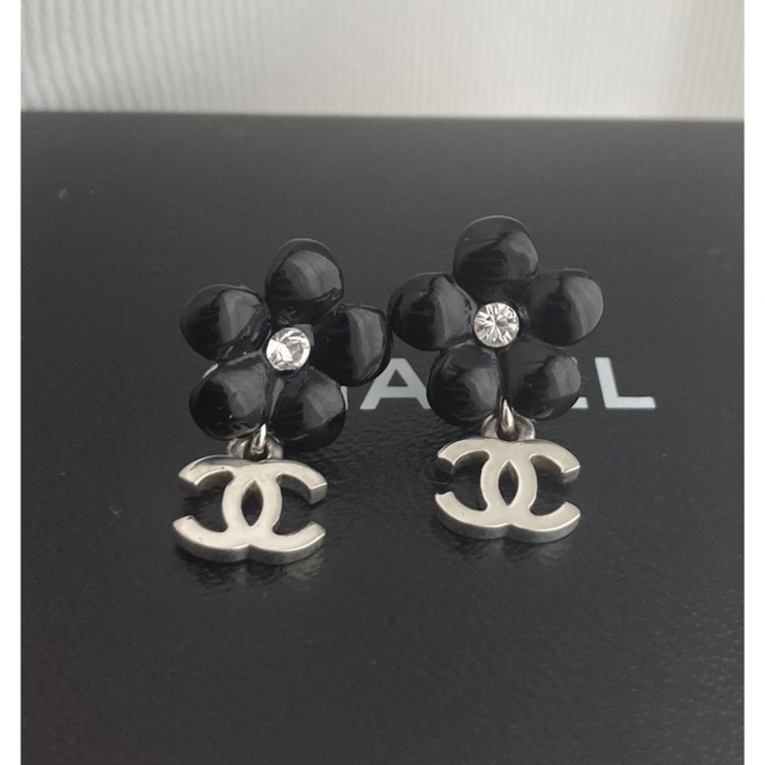 人気順CHANEL - シャネル❤️ヴィンテージ フラワー ココマーク ピアス