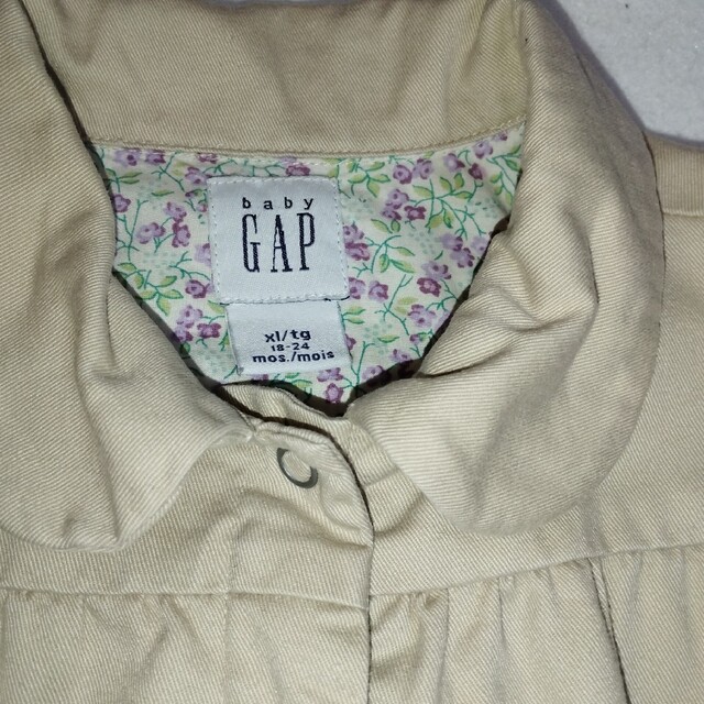 babyGAP(ベビーギャップ)のBabygap　ベビー　アウター　コート キッズ/ベビー/マタニティのキッズ服男の子用(90cm~)(ジャケット/上着)の商品写真