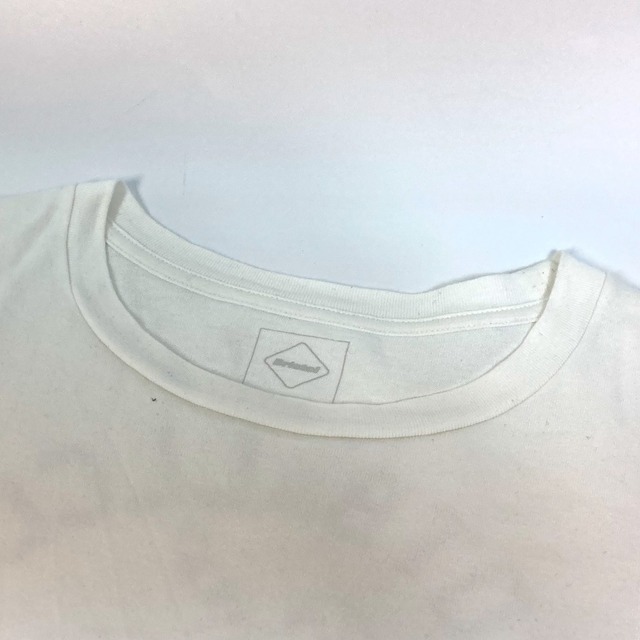 F.C.R.B.(エフシーアールビー)のエフシーアールビー F.C.R.B. タイガーグラフィック 半袖Ｔシャツ コットン ホワイト メンズのトップス(Tシャツ/カットソー(半袖/袖なし))の商品写真