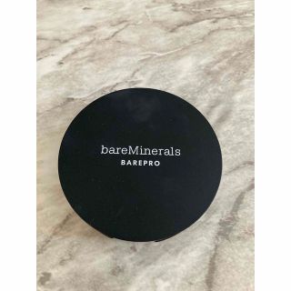 ベアミネラル(bareMinerals)のベアミネラル　ベアプロ16HRパウダーファンデーション　フェア10 ニュートラル(ファンデーション)