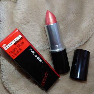 リンメル(RIMMEL)の【新品】RIMMEL london スーパーグロス リップスティック(口紅)