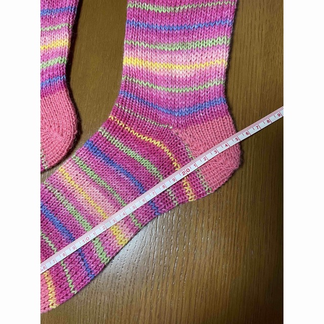 手編みの靴下　オパール毛糸使用　25.0cm前後 ハンドメイドのファッション小物(レッグウェア)の商品写真