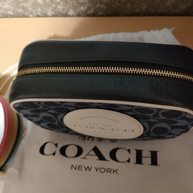 COACH(コーチ)のコーチショルダーバッグ美品 レディースのバッグ(ショルダーバッグ)の商品写真