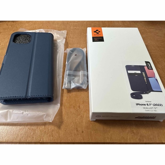 Spigen(シュピゲン)の未使用　Spigen iPhone 14 ケース PUレザー 手帳型 スマホ/家電/カメラのスマホアクセサリー(iPhoneケース)の商品写真