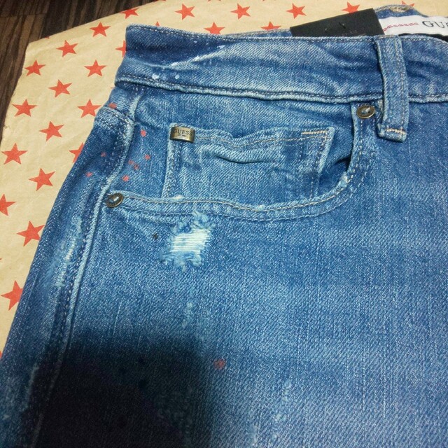 新品GUESSスリムテパードデニム | hartwellspremium.com