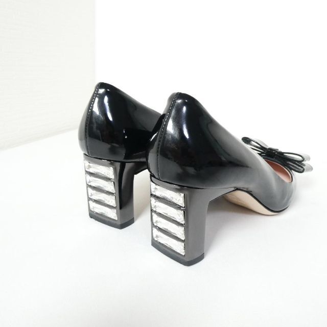 フルオーダー 極美品 MIU MIU エナメル リボン ビジュー スクエアトゥ
