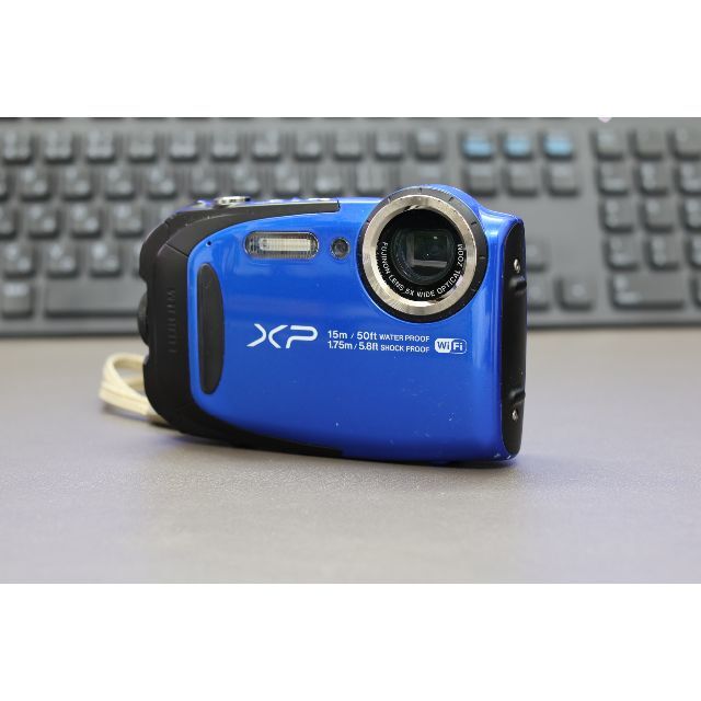 スマホ/家電/カメラ富士フィルム XP80 防水カメラ