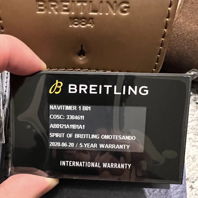 BREITLING(ブライトリング)のナビタイマー B01 クロノグラフ 43 ジャパンエディション メンズの時計(腕時計(アナログ))の商品写真