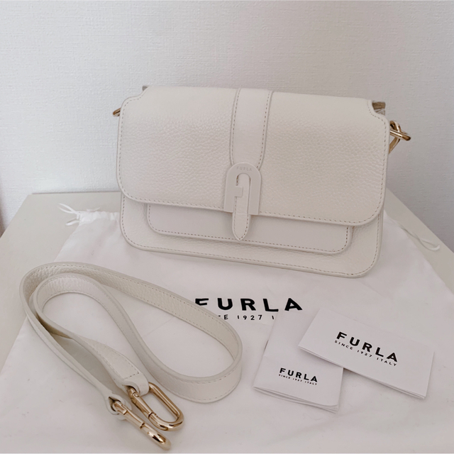 超美品⭐️FURLAリュックバッグ