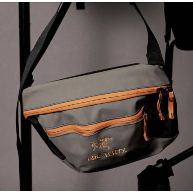 ARC'TERYX(アークテリクス)のARC’TERYX BEAMS 別注 ARRO ReBIRD Waistpack メンズのバッグ(バッグパック/リュック)の商品写真