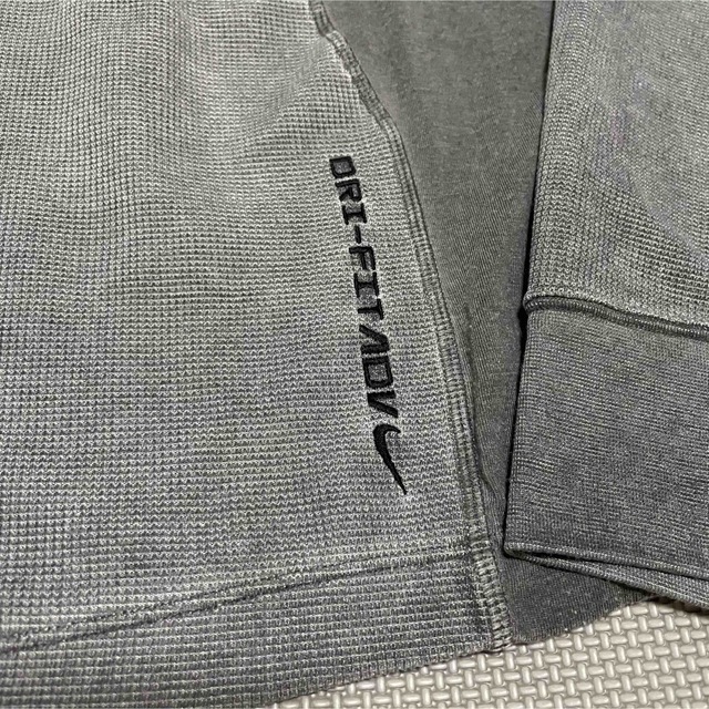 NIKE(ナイキ)のNIKE ACG ナイキ エーシージー  DFADV ACG STPL BSLR メンズのトップス(Tシャツ/カットソー(七分/長袖))の商品写真