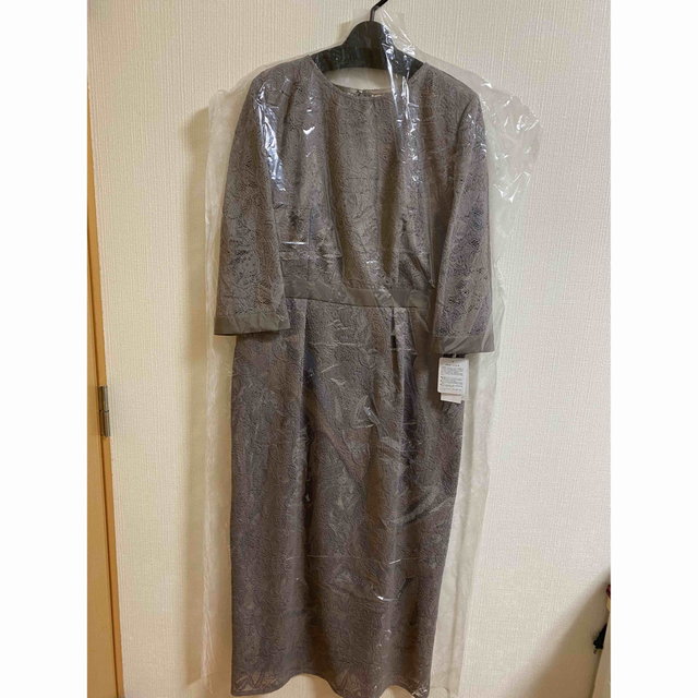AIMER - AIMER ペイズリー柄レース袖付きタイトドレスの通販 by zuuu