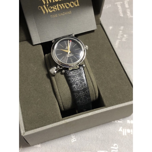 Vivienne Westwood - Vivienne Westwood 腕時計 オーブ ハートのチャーム付の通販 by mominoki