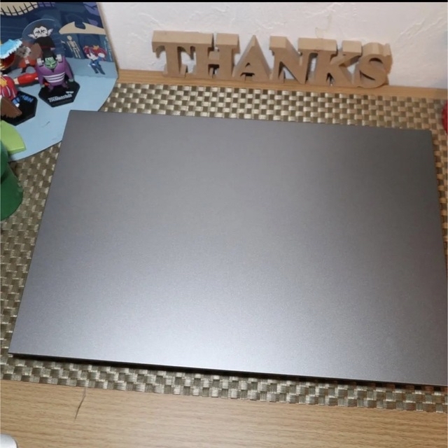 未使用アウトレットWin11超高年式Corei3-11010U/メモリ8/SSD 4