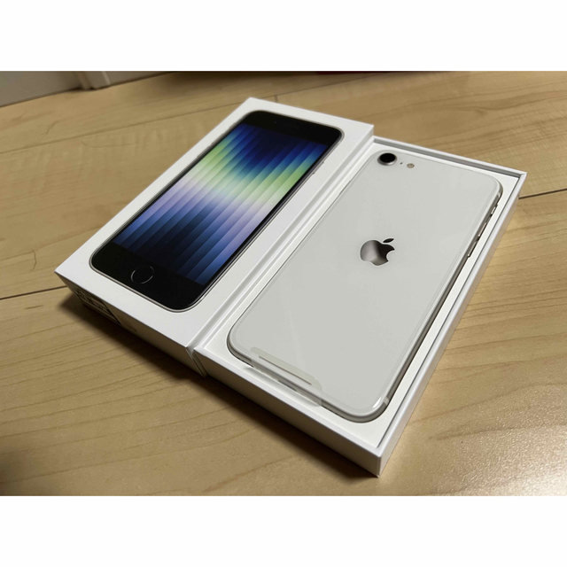 【新品未使用】iPhoneSE第3世代SIMフリー