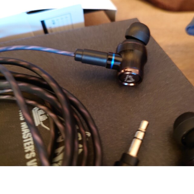 jvc victor ha-fw1500美品 スマホ/家電/カメラのオーディオ機器(ヘッドフォン/イヤフォン)の商品写真