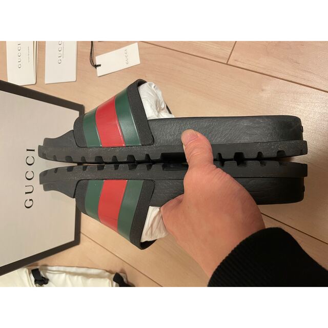 Gucci(グッチ)のGUCCI ラバーメンズ スライドサンダル メンズの靴/シューズ(サンダル)の商品写真