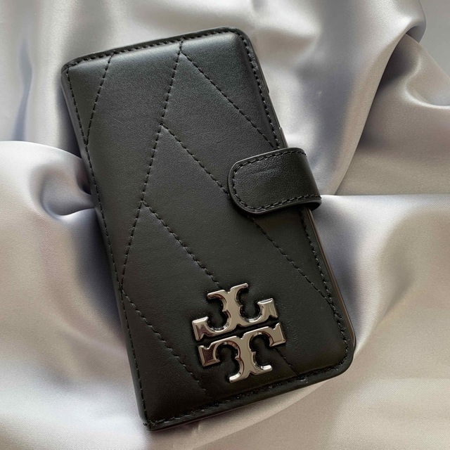 【新品】TORY BURCH 手帳型 iPhone7/8/SE2/SE3スマホ/家電/カメラ