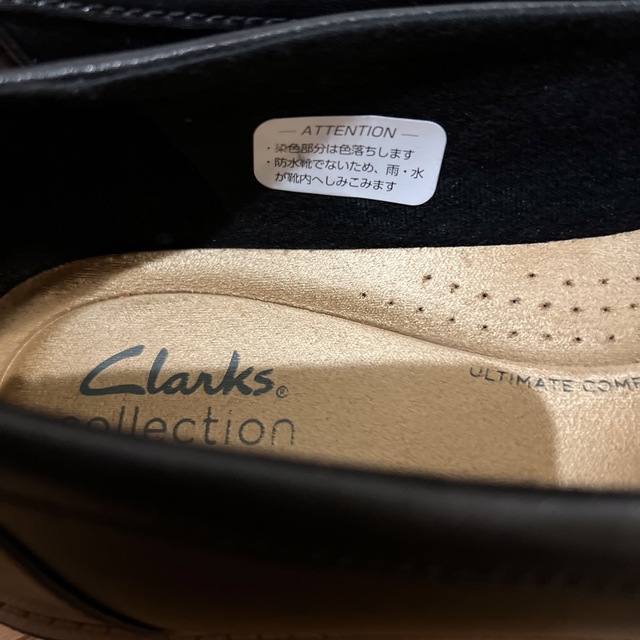 Clarks(クラークス)のらんらんりんりん様専用　クラークス　黒　ローファー25センチ レディースの靴/シューズ(ローファー/革靴)の商品写真