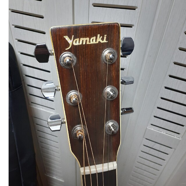 金庫通販 売り切り価格、YAMAKI YW-30M (エレアコ) ケース付