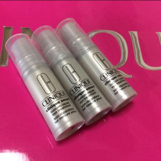 クリニーク(CLINIQUE)の『専用出品』目もと用美容液 3本セット(美容液)