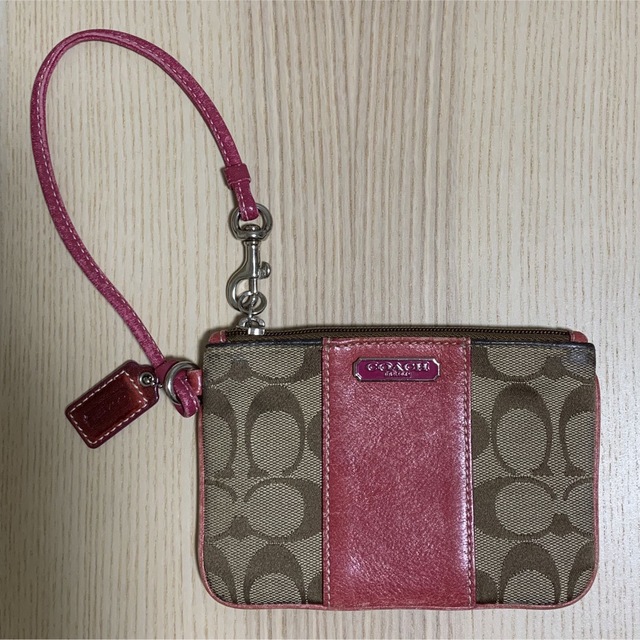 COACH(コーチ)のcoach コーチ　ミニポーチ レディースのファッション小物(ポーチ)の商品写真