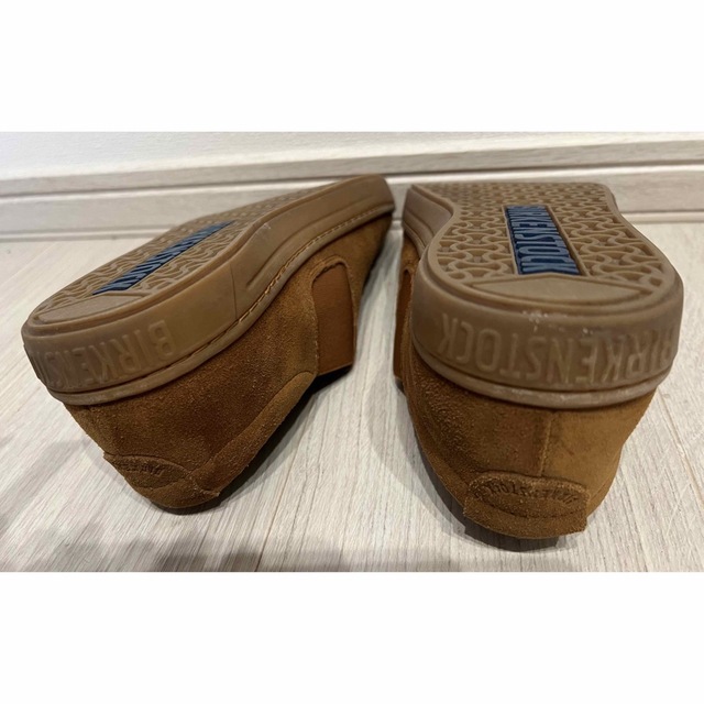 BIRKENSTOCK(ビルケンシュトック)のビルケンシュトック　BARRIE ベージュ（濃いめ） メンズの靴/シューズ(スリッポン/モカシン)の商品写真