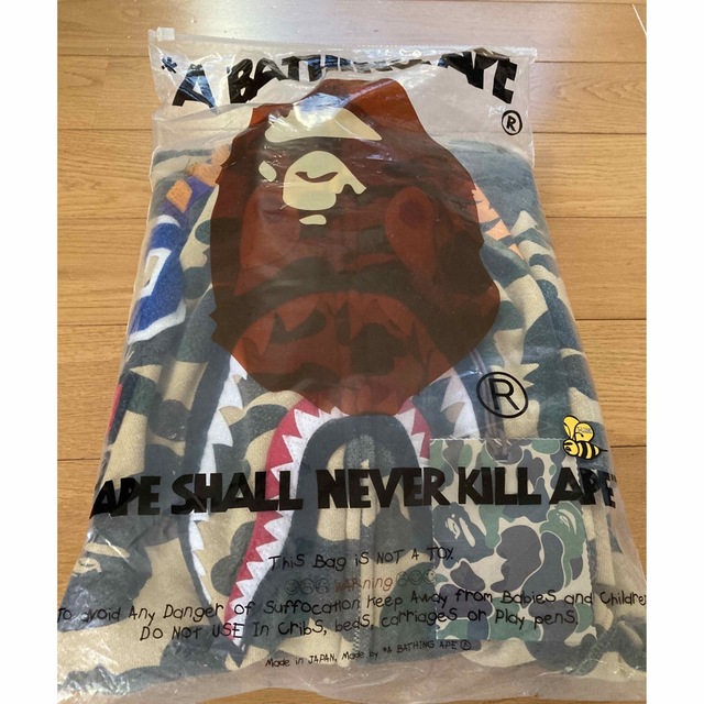 BAPE 迷彩シャークパーカー　L 3