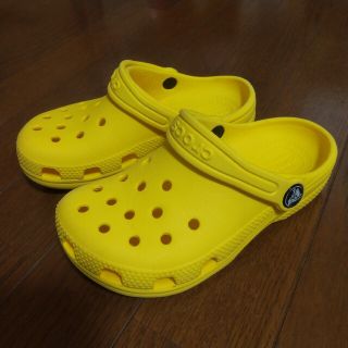 クロックス(crocs)のクロックス クラシック キッズ 18cm レモン(サンダル)