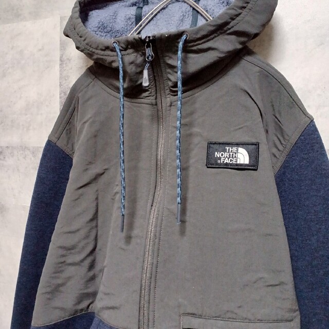 THE NORTH FACE(ザノースフェイス)のUS古着 希少デザイン THE NORTH FACE メンズフリースジャケット メンズのジャケット/アウター(ブルゾン)の商品写真