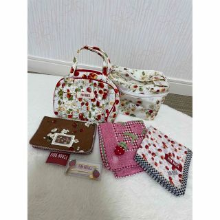 ピンクハウス(PINK HOUSE)の☆未使用　ピンクハウス  いちご　小物　6点セット(セット/コーデ)