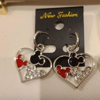 ピアス　新品(ピアス)