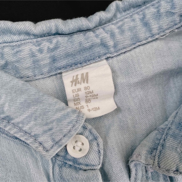 H&M デニムシャツ 80cm キッズ/ベビー/マタニティのベビー服(~85cm)(シャツ/カットソー)の商品写真
