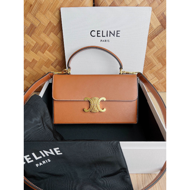 楽ギフ_のし宛書】 - celine 未使用美品 ショルダーバッグ TRIPMPHE