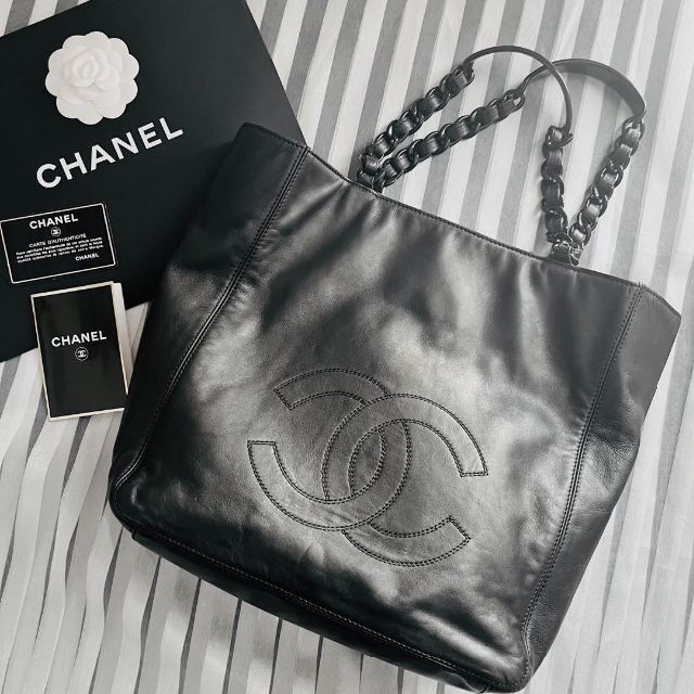 一番の贈り物 CHANEL - 美品♡【CHANEL 】デカココ シャネル プラ