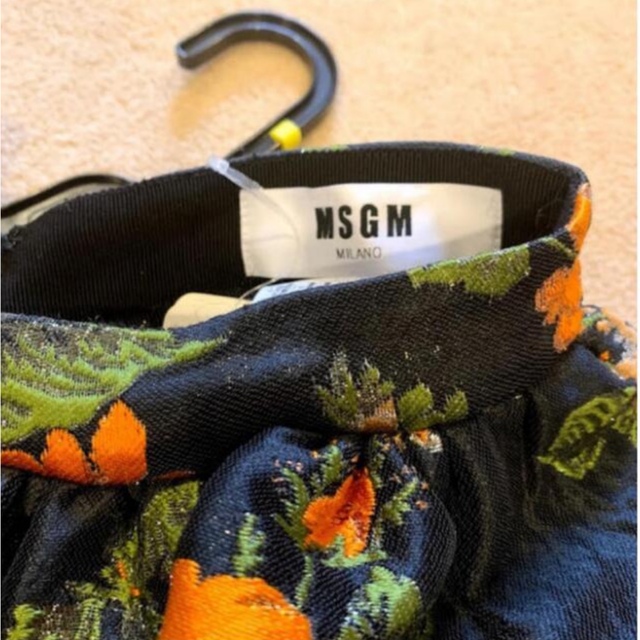 MSGM(エムエスジイエム)の定価7万以上❤️新品タグ付 MSGM ジャガードスカート レディースのスカート(ひざ丈スカート)の商品写真