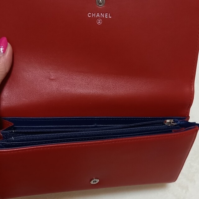 CHANEL(シャネル)の美品オススメ★シャネル  デカココ　長財布　レッド レディースのファッション小物(財布)の商品写真