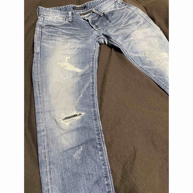 VANQUISH(ヴァンキッシュ)のヴァンキッシュ　ダメージデニム　スキニー パンツ　インディゴブルー メンズのパンツ(デニム/ジーンズ)の商品写真