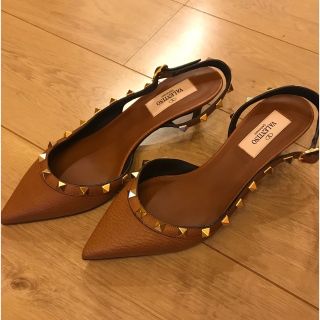 ヴァレンティノ(VALENTINO)のヴァレンティノ  スタッズミュール(サンダル)