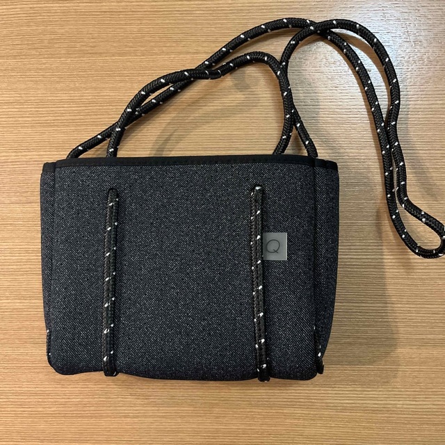 qbag super mini ブラック レディースのバッグ(ショルダーバッグ)の商品写真