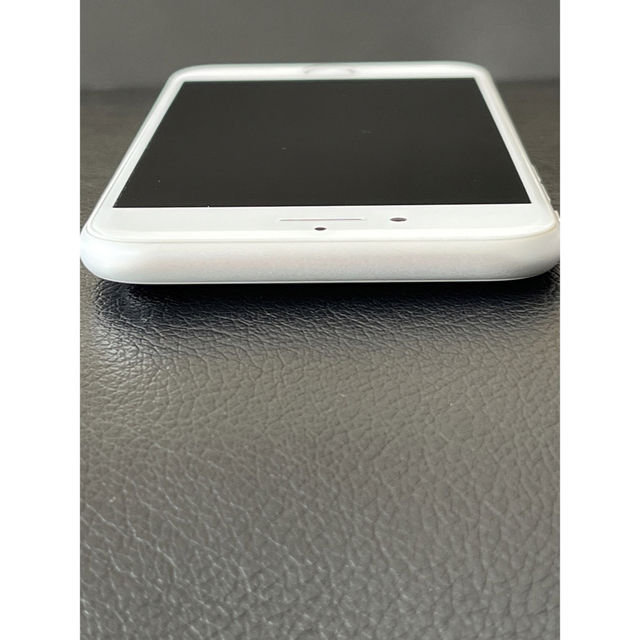 iPhone(アイフォーン)のiPhone8  64GB スマホ/家電/カメラのスマートフォン/携帯電話(スマートフォン本体)の商品写真