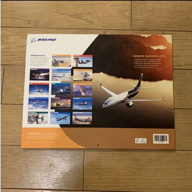 JAL(日本航空)(ジャル(ニホンコウクウ))のBoeing　カレンダー　2023 インテリア/住まい/日用品の文房具(カレンダー/スケジュール)の商品写真