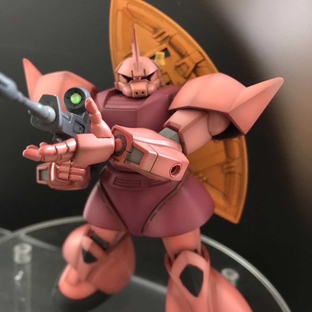 High Grade（BANDAI）(ハイグレード)のHGUC ゲルググ 完成品 ガンプラ エンタメ/ホビーのおもちゃ/ぬいぐるみ(模型/プラモデル)の商品写真