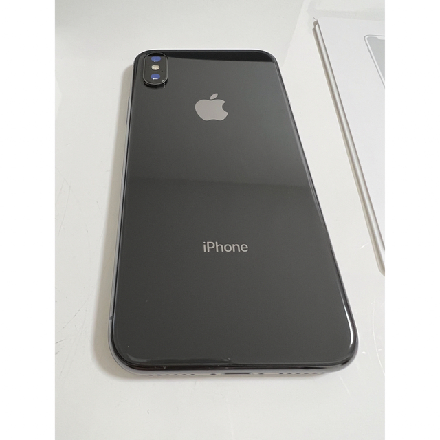 Apple(アップル)のcho-lee 様専用　iPhoneX 256GB SpaceGray 本体 スマホ/家電/カメラのスマートフォン/携帯電話(スマートフォン本体)の商品写真