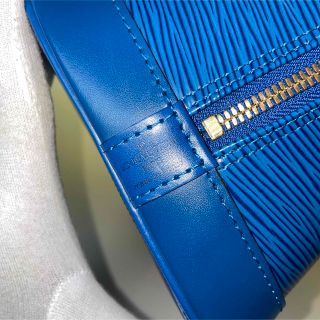 LOUIS VUITTON - Louis Vuitton 美品青 エピ アルマ ブルー