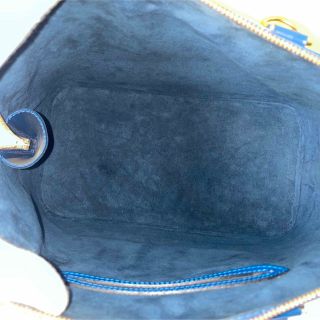 LOUIS VUITTON - Louis Vuitton 美品青 エピ アルマ ブルー