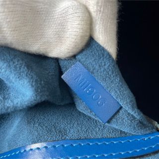LOUIS VUITTON - Louis Vuitton 美品青 エピ アルマ ブルー
