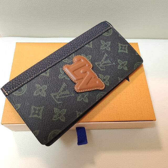 LOUIS VUITTON(ルイヴィトン)の最終値下げ！国内完売☆新品☆ルイヴィトン☆ポルトフォイユ ブラザ NM メンズのファッション小物(長財布)の商品写真