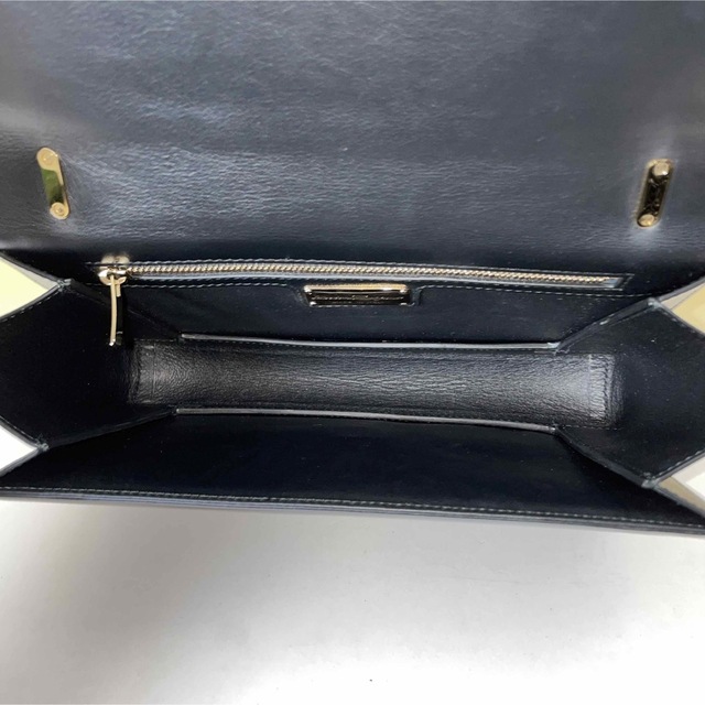 フェラガモ 美品 黒 ヴァラ リボン チェーン ショルダーバッグ
