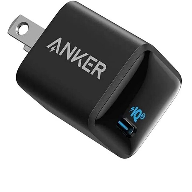 Anker(アンカー)のANKER USB-C 急速充電器 POWERPORT III NANO 20W スマホ/家電/カメラのスマートフォン/携帯電話(バッテリー/充電器)の商品写真